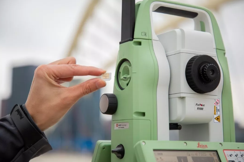 全站儀插手機卡完成數(shù)據(jù)傳輸 全站儀插手機卡完成數(shù)據(jù)傳輸