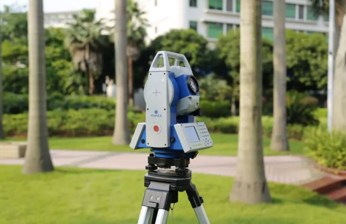 思拓力R2C彩屏全站儀 思拓力R2C彩屏全站儀